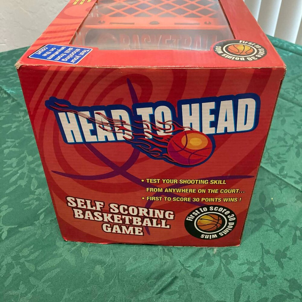 BNIB VTG Head to Head Self Scoring Basketball Game NEW 2003 Blue Sky Inc LTD - Picture 2 of 5